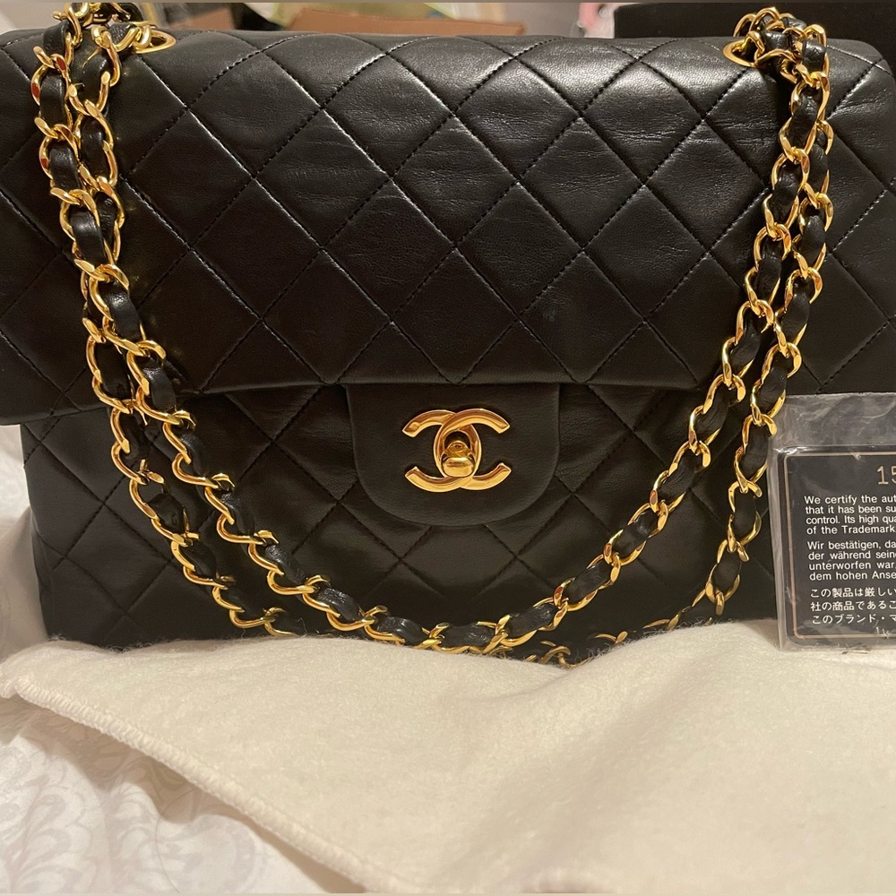 🔥🔥 AUTH CHANEL VINTAGE BLACK TALL MEDIUM CLASSIC DOUBLE FLAP 24K GHW